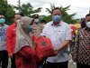 Penyerahan bantuan vaksin Covid 19 dan sembako