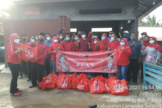 Pembagian Beras untuk Rakyat Mbak Puan Maharani Di Kabupaten Lampung Selatan