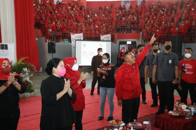 Ketua DPR RI Dr. (H.C) Puan Maharani melakukan silaturahmi temu Kader Srikandi Demokrasi Indonesia Perjuangan Kabupaten Lampung Selatan