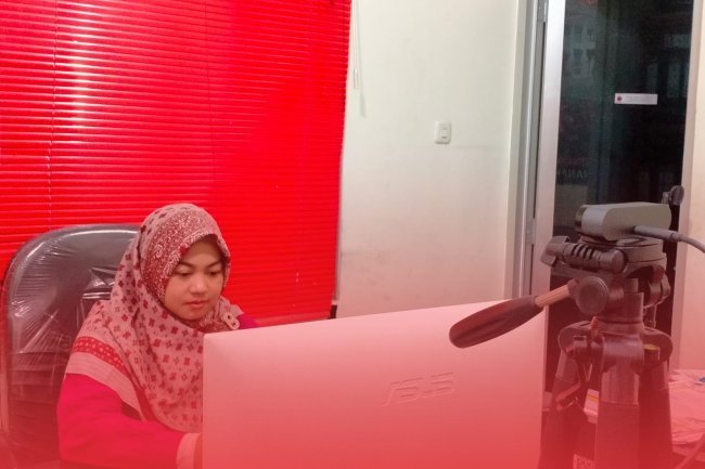 DPC PDI Perjuangan Lampung Selatan Mengikuti Undangan Kementrian Dalam Negeri RI Terkait Persiapan Pemilu Serentak 2024 Secara Daring 