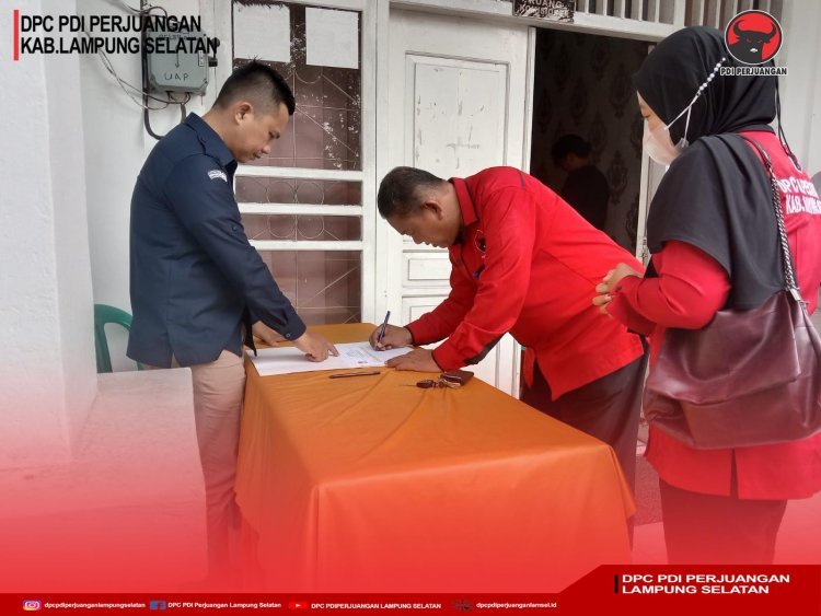 DPC PDI perjuangan Kabupaten Lampung Selatan serahkan Berkas  perbaikan Silon Caleg Guna di Verifikasi  KPU Lam-Sel