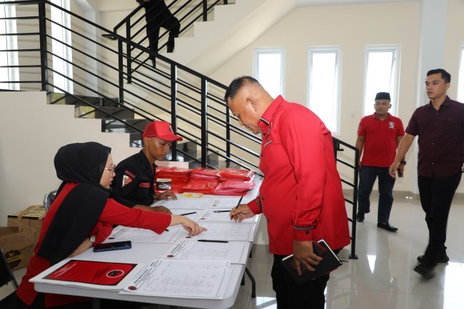 Ketua DPC PDI Perjuangan Lampung Selatan Nanang Ermanto Hadiri Rakoor Pemenangan Pemilu di Bandar Lampung