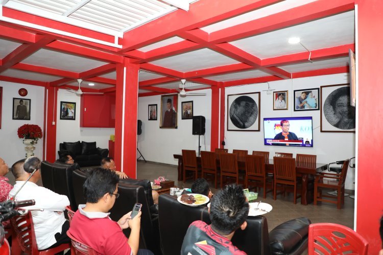 Ketua DPC PDI Perjuangan Kabupaten Lampung Selatan Menggelar Nonton Bareng Debat Cawapres 2024