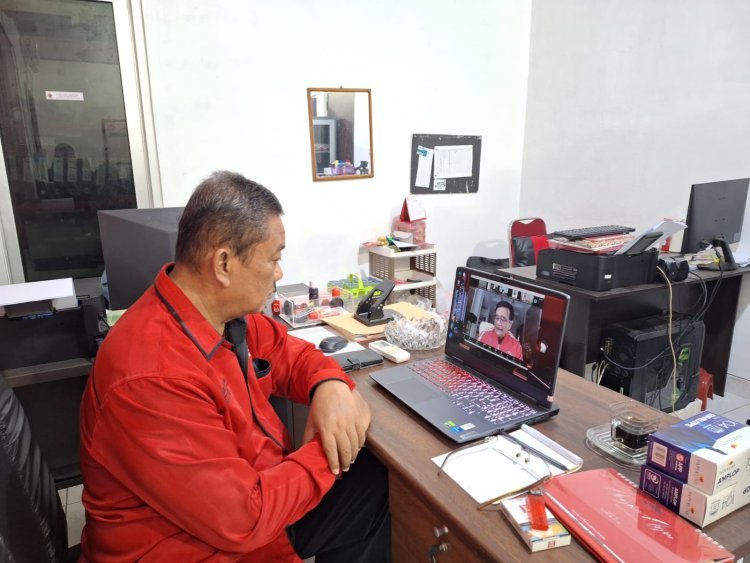 Sekretaris DPC PDI Perjuangan Kab. Lampung Selatan Mengikuti Rakoor Persiapan Peringatan HUT Ke-51 PDI Perjuangan Secara Daring