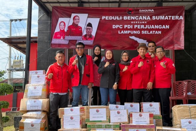DPC PDI Perjuangan  Lampung Selatan Berikan Bantuan Kepada Korban Banjir di Sumatera