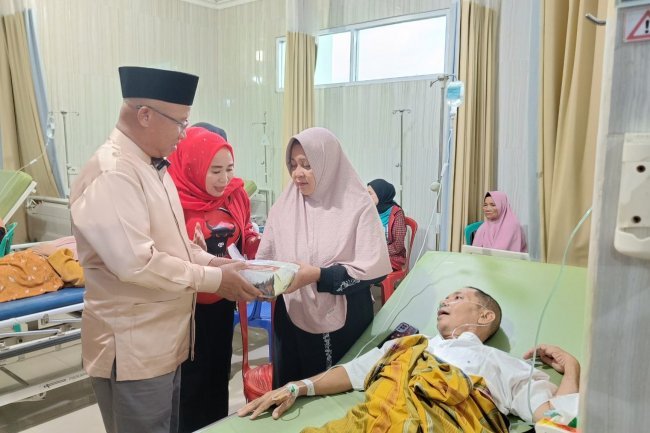 Ulang Tahun Ke 62 Tahun, Anggota DPR RI Mukhlis Basri Berbagi Kebahagiaan Saat Bulan Romadhan