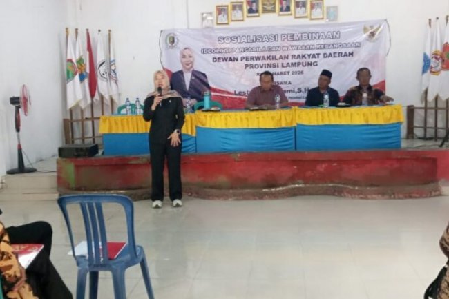 Dengarkan Keluhan Warga Kecamatan Way Sulan, Lesty Putri Utami Tinjau Langsung Saluran Irigasi Yang Rusak