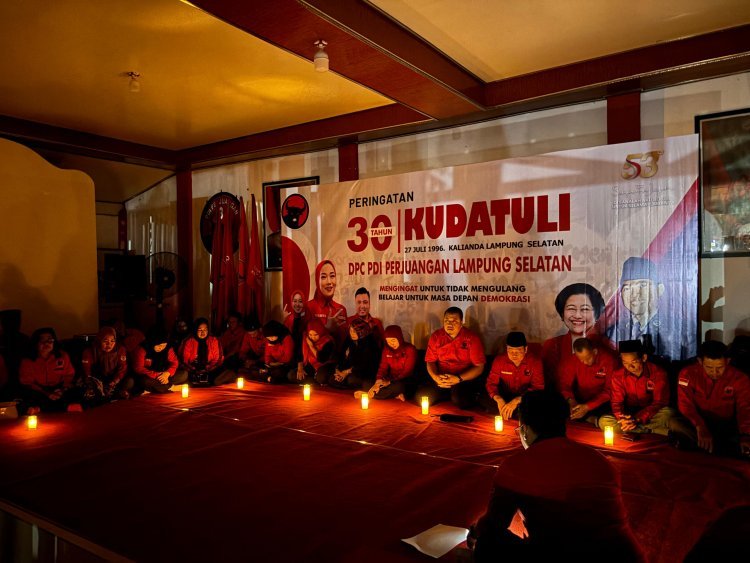 Nyala Lilin, Renungan Hingga Mencium Sang Merah Putih Tandai Peristiwa Kudatuli, Lesty Putri Utami: Jas Merah!